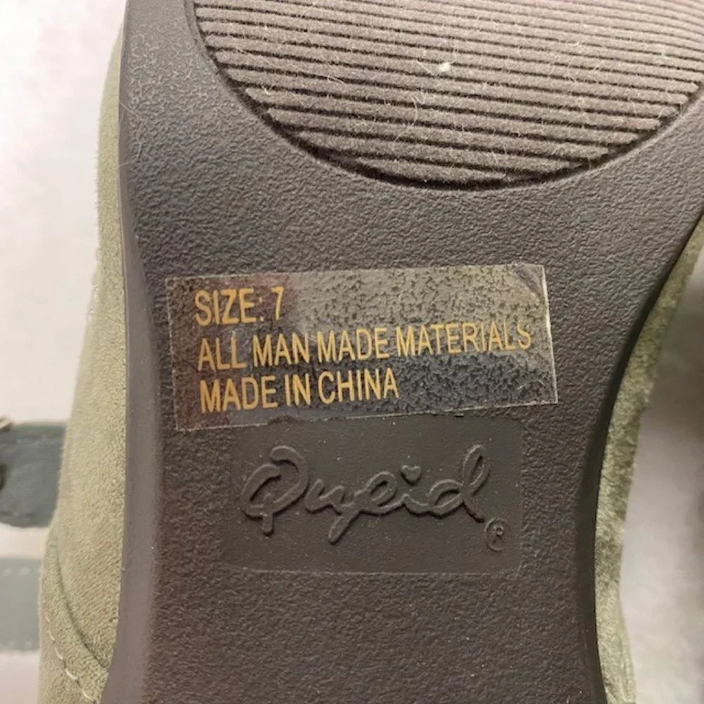 Qupid Olive Muni Studded Ankle Bootie, size‎ 7